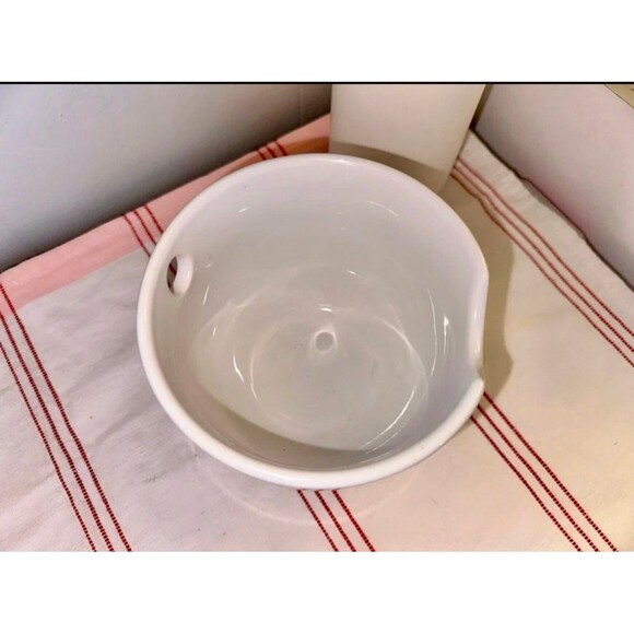 Winnie the Pooh Ceramic 20 oz Bowl with Chopsticks Disney - Picture 6 of 10